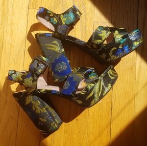 CIRCUS by Sam Edelman Platform heels